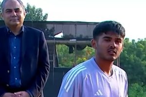 भारत के अंडर 19 खिलाड़ियों ने भी मोहसिन नकवी को किया अनदेखा, नहीं किया स्टेज शेयर, जानें किससे लिया मेडल SportsTak Hindi