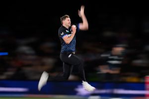 न्यूजीलैंड के पेसर का तहलका, साल 2025 में लिए 81 विकेट, तोड़ा 40 बरस पुराना रिकॉर्ड, IPL में RCB के लिए खेलेगा SportsTak Hindi