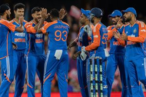 Indian Team 2025 Report Card: टीम इंडिया किस फॉर्मेट में रही हिट तो कहां हुई फ्लॉप, खुल गई सारी सच्चाई SportsTak Hindi