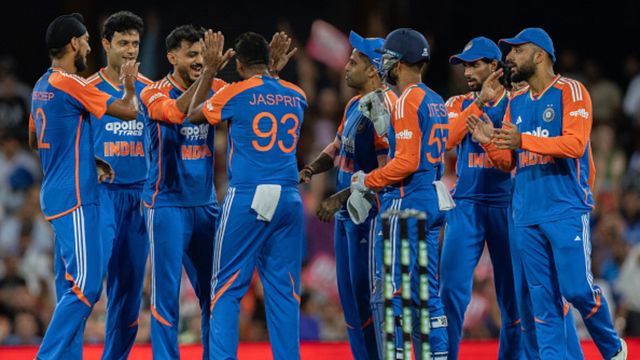 Indian Team 2025 Report Card: टीम इंडिया किस फॉर्मेट में रही हिट तो कहां हुई फ्लॉप, खुल गई सारी सच्चाई भारत टी20 इंटरनेशनल में नंबर एक टीम है. (Photo: Getty)