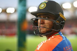 Most Sixes in 2025: इस अनजाने खिलाड़ी ने उड़ाए साल 2025 में सर्वाधिक छक्के, जानिए कहां रहे अभिषेक शर्मा SportsTak Hindi