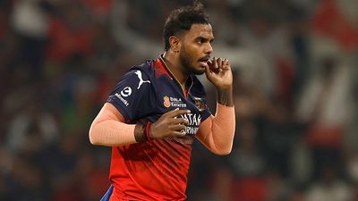 यश दयाल की रेप केस के आरोप में जमानत याचिका खारिज, RCB के गेंदबाज को कोर्ट ने दिया तगड़ा झटका SportsTak Hindi