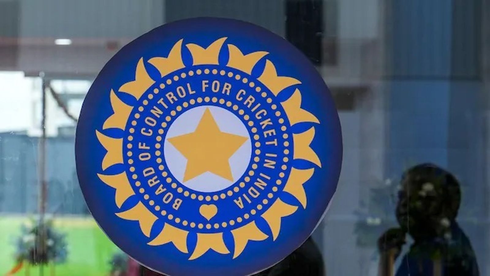 स्पॉन्सर पर बैन लगने के बावजूद BCCI की तिजोरी पर नहीं पड़ा असर! 7,988 करोड़ रुपये से बढ़कर 11 हजार 346 करोड़ हुआ जनरल फंड स्पॉन्सर पर बैन लगने के बावजूद BCCI की तिजोरी पर नहीं पड़ा असर! 7,988 करोड़ रुपये से बढ़कर 11 हजार 346 करोड़ हुआ जनरल फंड