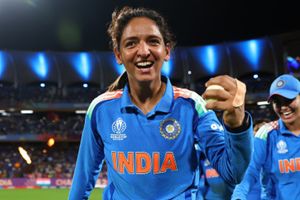 हरमनप्रीत कौर बनी जीत की रानी, WT20I मैच जीतने का बनाया वर्ल्ड रिकॉर्ड, इस सूरमा कप्तान से छीना ताज SportsTak Hindi