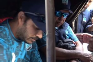 प्रैक्टिस के लिए गेंदें तक नहीं! गुस्से में हेड कोच ने छोड़ा ट्रेनिंग सेशन, बांग्लादेश प्रीमियर लीग में बवाल SportsTak Hindi