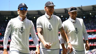 Ashes: इंग्लैंड की 15 साल बाद ऑस्ट्रेलिया में पहली जीत, दो दिन के अंदर स्टीव स्मिथ की टीम को बॉक्सिंग डे टेस्ट में चटाई धूल SportsTak Hindi