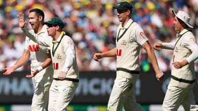 AUS vs ENG: क्रिकेट ऑस्ट्रेलिया को 60.59 करोड़ रुपये का झटका, मेलबर्न टेस्ट 2 दिन में खत्म होने से हुआ नुकसान SportsTak Hindi