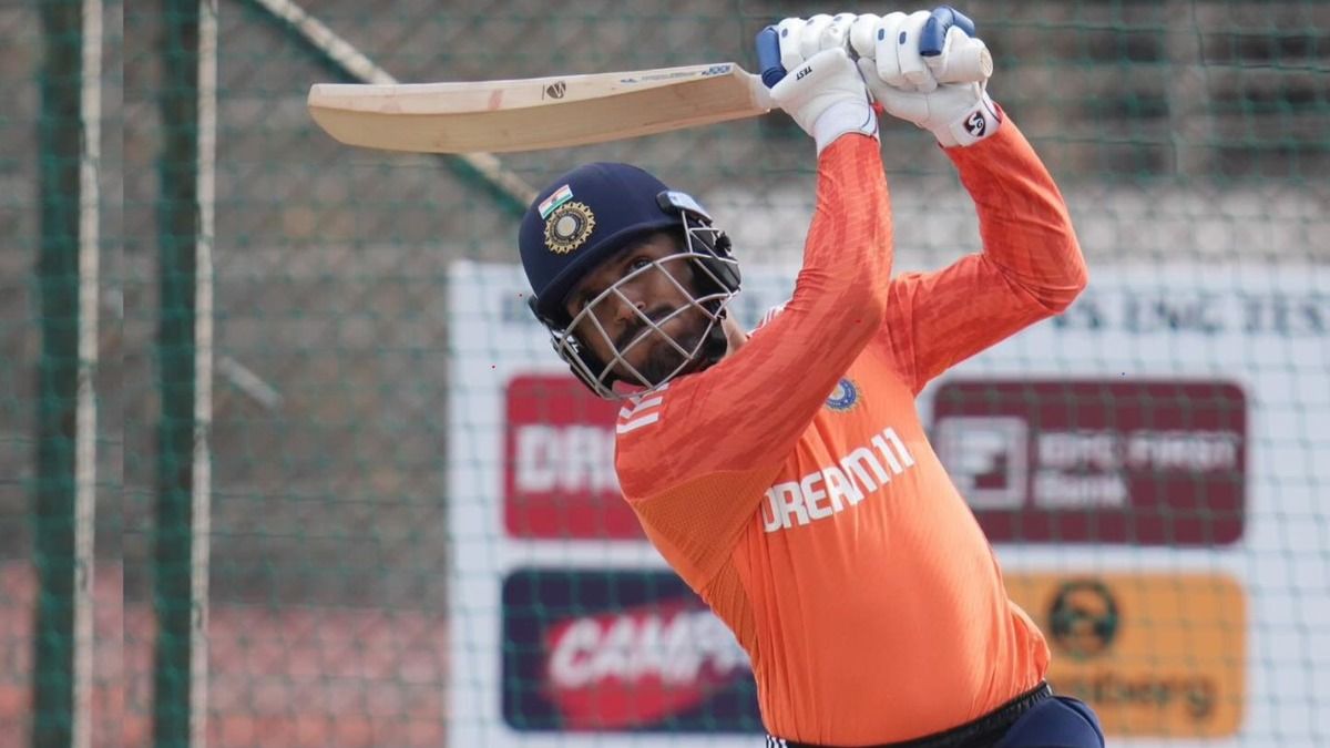 VHT: टीम इंडिया के सेलेक्शन से पहले इस विकेटकीपर ने ठोके 160 रन, उड़ाए 23 चौके-छक्के, पहले 2 मैच में बनाई थी फिफ्टी