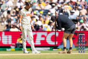 Ashes: मेलबर्न टेस्ट की पिच पर आया ICC का फैसला, मैच रेफरी ने दी ये रेटिंग, जानिए क्या कहा SportsTak Hindi