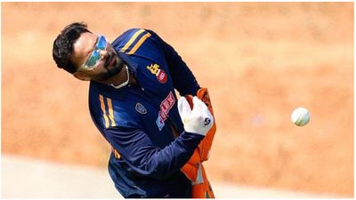 विजय हजारे ट्रॉफी में ऋषभ पंत फ्लॉप, विराट कोहली के बिना फिर भी जीत गई दिल्ली SportsTak Hindi