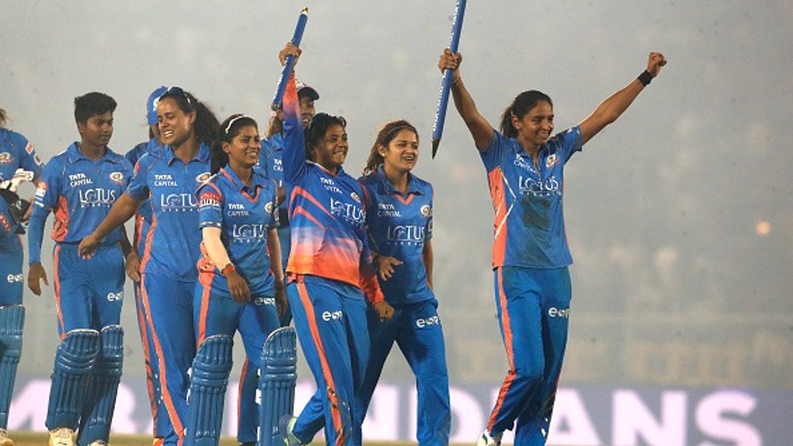 मुंबई इंडियंस ने गेंदबाजी को किया मजबूत, ऑस्ट्रेलिया की इस पूर्व धाकड़ खिलाड़ी को बनाया स्पिन बॉलिंग कोच मुंबई इंडियंस ने गेंदबाजी को किया मजबूत, ऑस्ट्रेलिया की इस पूर्व धाकड़ खिलाड़ी को बनाया स्पिन बॉलिंग कोच