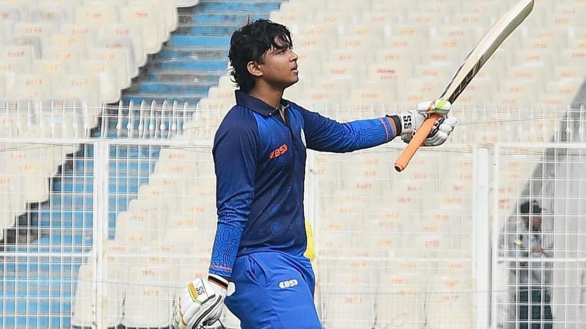 वैभव सूर्यवंशी ने 10 गेंद खेली जिनमें से 7 पर लगाए चौके-छक्के, साउथ अफ्रीका में कप्तानी से पहले मचाया बवाल