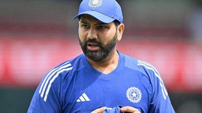 रोहित शर्मा ने साल 2025 में बनाए ये रिकॉर्ड, बल्लेबाजी के साथ ही कप्तानी में भी किया कमाल SportsTak Hindi