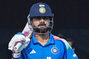 विराट कोहली ने 2025 में रनों-शतकों के साथ बरसाए रिकॉर्ड्स, वनडे क्रिकेट में ऐसे मचाया धमाल SportsTak Hindi