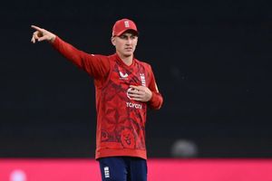 T20 World Cup 2026 के लिए इंग्लैंड स्क्वॉड का ऐलान, इन धुरंधरों को नहीं मिली जगह, यह खिलाड़ी पहली बार बना हिस्सा SportsTak Hindi