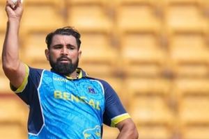 आकाश दीप और मुकेश कुमार का विजय हजारे ट्रॉफी में गेंद से कहर, NZ के खिलाफ वनडे सीरीज से पहले मोहम्मद शमी भी छाए SportsTak Hindi