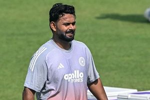 Vijay Hazare Trophy: ऋषभ पंत ने न्यूजीलैंड के खिलाफ भारतीय वनडे टीम के ऐलान से पहले ये क्या कर दिया? SportsTak Hindi