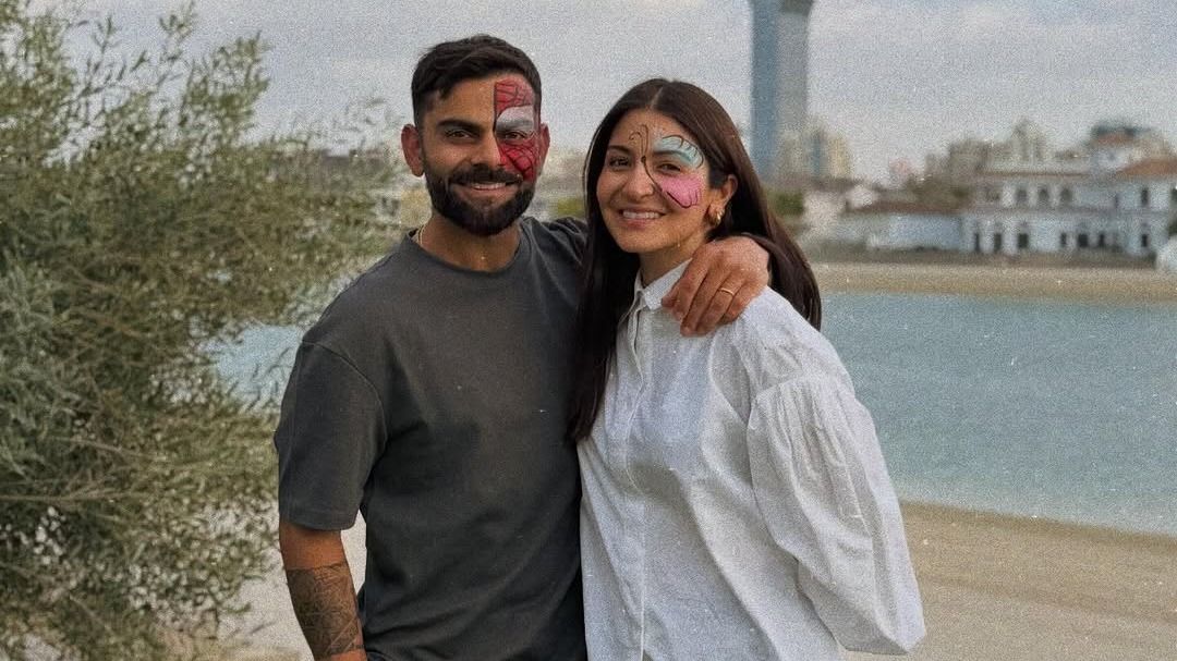 virat kohli with wife Anushka Sharma