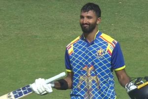 VHT: देवदत्त पडिक्कल ने भारतीय वनडे टीम के ऐलान से पहले फिर ठोका शतक, 33 पारियों में 13वीं बार कमाल कर रचा इतिहास SportsTak Hindi