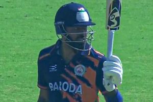 हार्दिक पंड्या ने एक ओवर में उड़ाए 5 छक्के, विजय हजारे में बल्ले से बवाल, इस गेंदबाज को एक ओवर में ठोके 34 रन SportsTak Hindi