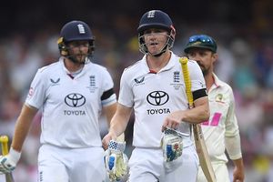 क्या स्पिनर्स का टेस्ट में करियर खत्म, पूर्व ऑस्ट्रेलियाई दिग्गज को सता रहा है डर, ऑस्ट्रेलिया- इंग्लैंड ने ये क्या कर दिया SportsTak Hindi