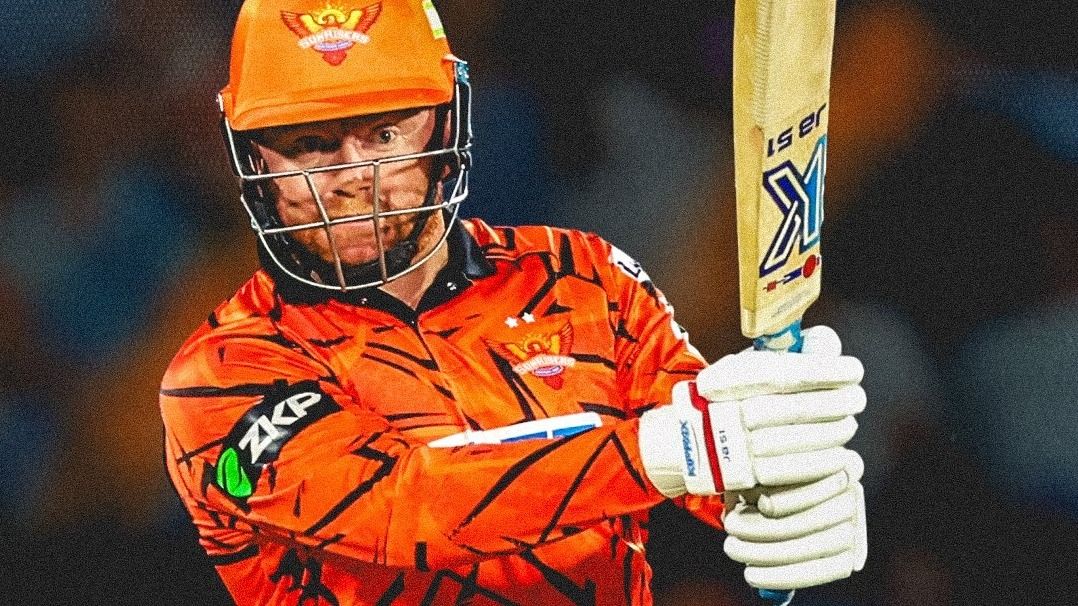 पंजाब ने निकाला, फिर मुंबई ने किया रिलीज, IPL 2026 के लिए किसी फ्रेंचाइज ने नहीं खरीदा, अब एक ओवर में 34 रन कूट मचाई तबाही