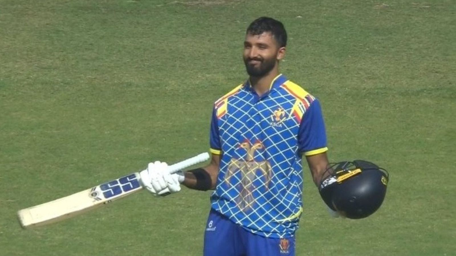 देवदत्त पडिक्कल छह मैचों में 5वें शतक से चूके, मगर तीसरी बार VHT के सीजन में 600 रन बना रच दिया इतिहास देवदत्त पडिक्कल छह मैचों में 5वें शतक से चूके, मगर तीसरी बार VHT के सीजन में 600 रन बना रच दिया इतिहास