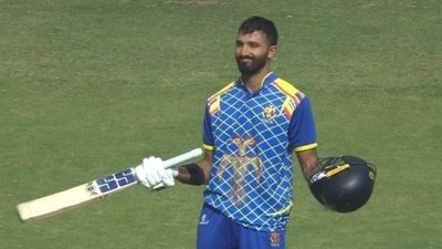 देवदत्त पडिक्कल छह मैचों में 5वें शतक से चूके, मगर तीसरी बार VHT के सीजन में 600 रन बना रच दिया इतिहास SportsTak Hindi