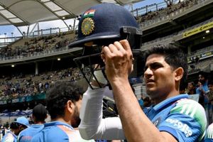 शुभमन गिल का नहीं चला बल्ला, विजय हजारे ट्रॉफी में सस्ते में निपटे, इस बॉलर का बने शिकार SportsTak Hindi