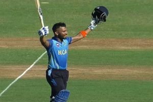 पंजाब किंग्स में शामिल बल्लेबाज का धमाका, बनाया तीसरा सबसे तेज 150 प्लस स्कोर, पूरा किया छक्कों का शतक SportsTak Hindi