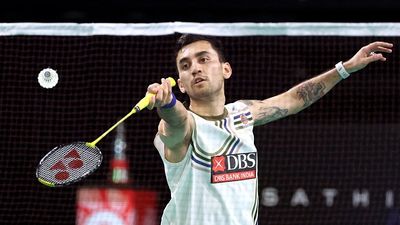 लक्ष्य सेन की धमाकेदार शुरुआत, Malaysia Open 2026 के अगले दौर में पहुंचे, मालविका का सफर पहले दौर में खत्म SportsTak Hindi