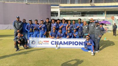 बिहार का विजय हजारे ट्रॉफी में बवाल, मणिपुर के खिलाफ जीत के बाद अगले सीजन के लिए मिला ये खास तोहफा SportsTak Hindi