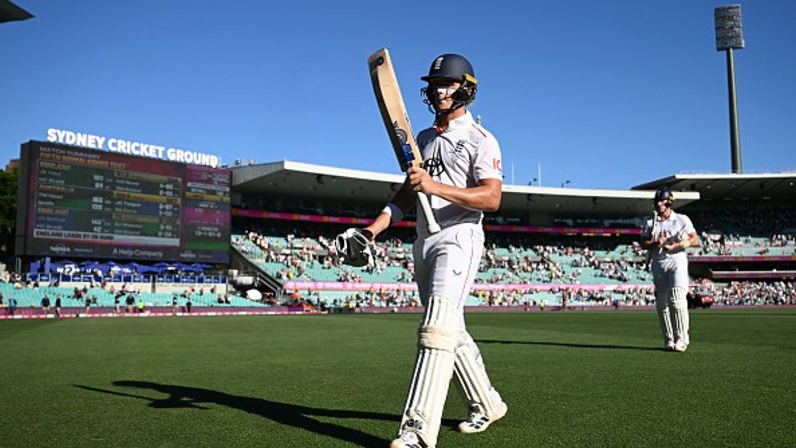 AUS vs ENG : बेथेल के 142 रनों से इंग्लैंड ने टाली पारी की हार, 119 रनों से ऑस्ट्रेलिया के खिलाफ बनाई बढ़त AUS vs ENG : बेथेल के 142 रनों से इंग्लैंड ने टाली पारी की हार, 119 रनों से ऑस्ट्रेलिया के खिलाफ बनाई बढ़त