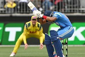 बड़ी खबर : टीम इंडिया को मिली खुखबरी, न्यूजीलैंड के खिलाफ सीरीज के लिए फिट हुआ ये धुरंधर SportsTak Hindi