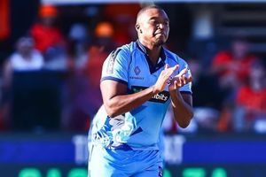 दिल्ली कैपिटल्स के गेंदबाज ने SA20 में रचा इतिहास, ली टूर्नामेंट की पहली हैट्रिक SportsTak Hindi