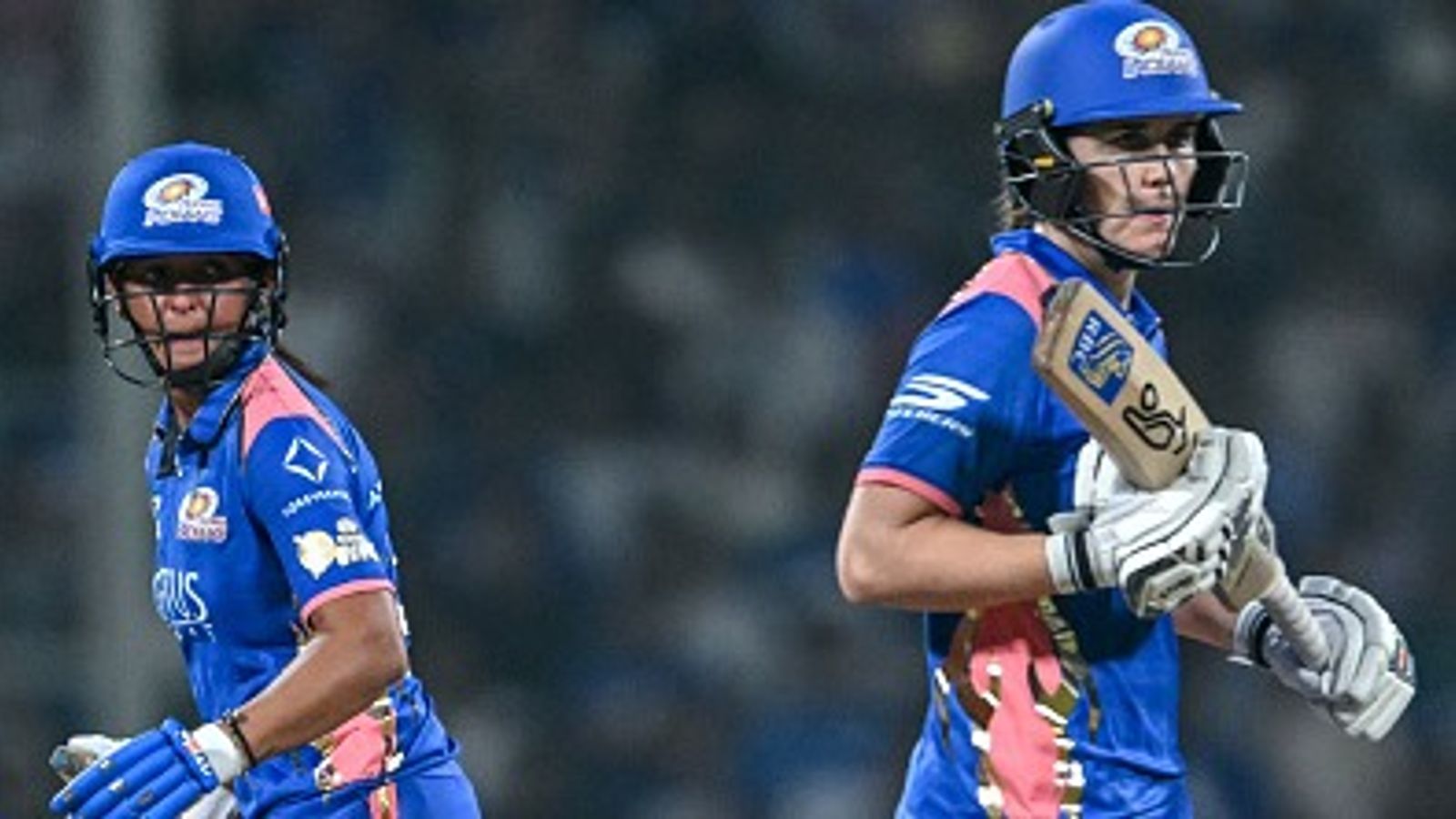 WPL 2026: हरमनप्रीत कौर के तूफान से मुंबई इंडियंस की धमाकेदार वापसी, दिल्ली कैपिटल्स को 50 रन से धूल चटाई WPL 2026: हरमनप्रीत कौर के तूफान से मुंबई इंडियंस की धमाकेदार वापसी, दिल्ली कैपिटल्स को 50 रन से धूल चटाई