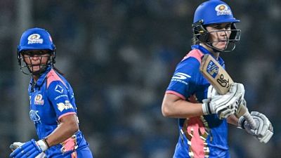 WPL 2026: हरमनप्रीत कौर के तूफान से मुंबई इंडियंस की धमाकेदार वापसी, दिल्ली कैपिटल्स को 50 रन से धूल चटाई SportsTak Hindi