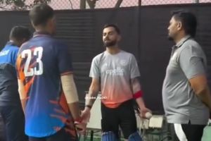 विराट कोहली ने युवा तेज गेंदबाजों को दिया सफलता का 'मंत्र', दिल जीत लेगा ये VIDEO SportsTak Hindi