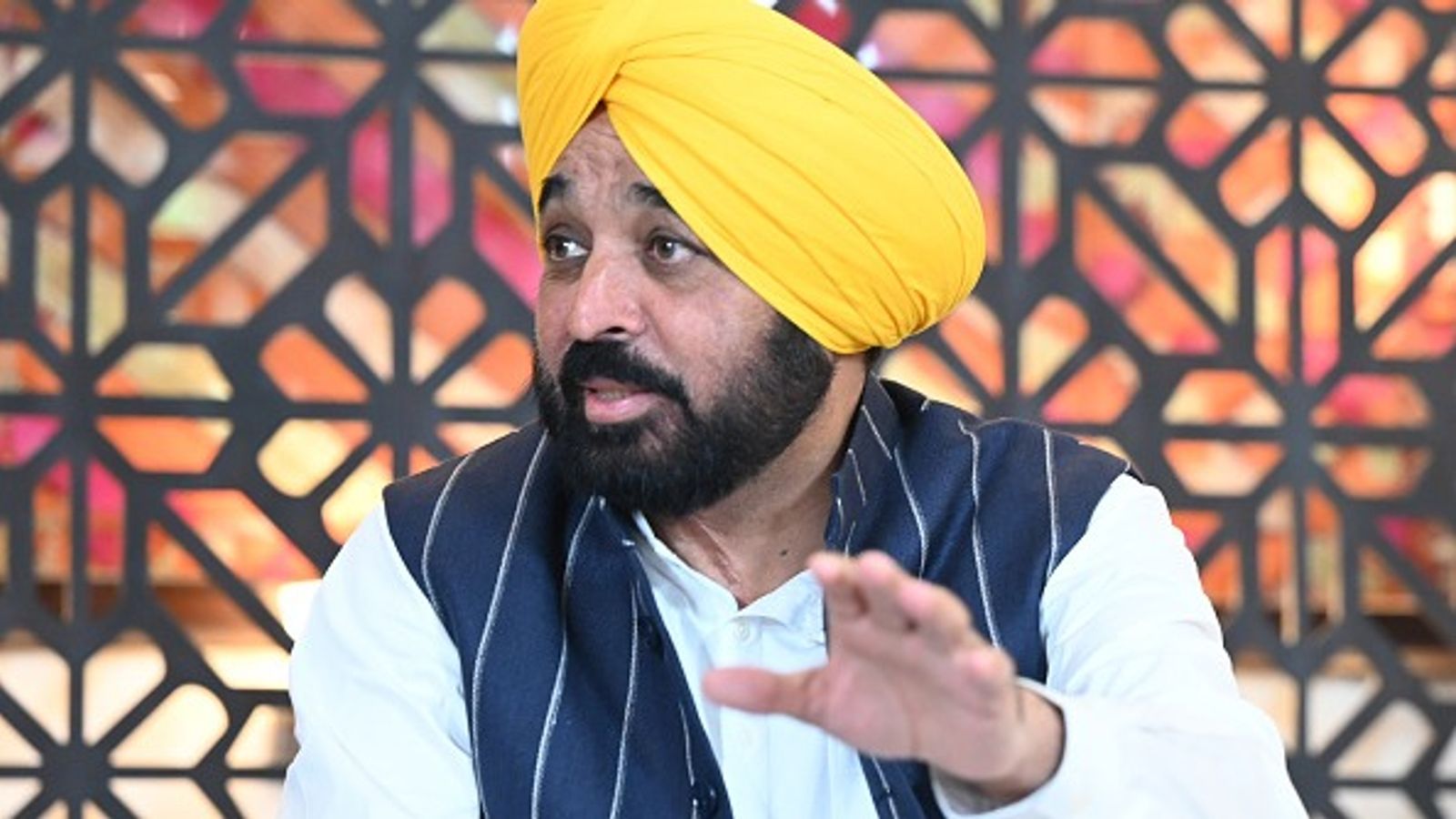 आखिरी खेत तक पानी: पंजाब की सिंचाई क्रांति आखिरी खेत तक पानी: पंजाब की सिंचाई क्रांति