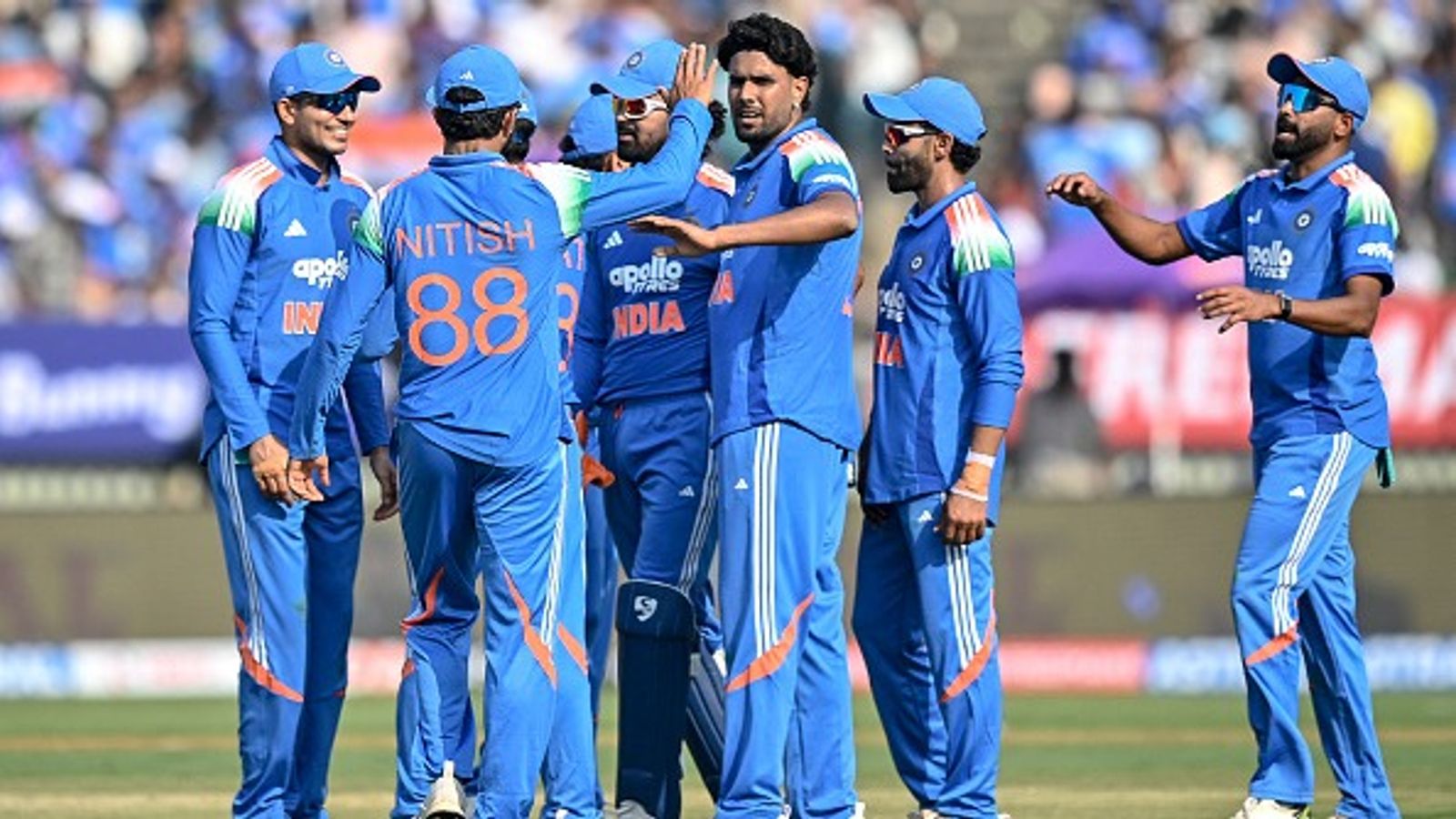 IND vs NZ: विराट कोहली, शुभमन गिल और हर्षित राणा के आगे न्यूजीलैंड ने घुटने टेके, भारत ने चार विकेट से जीता पहला वनडे, सीरीज में बनाई 1-0 से बढ़त IND vs NZ: विराट कोहली, शुभमन गिल और हर्षित राणा के आगे न्यूजीलैंड ने घुटने टेके, भारत ने चार विकेट से जीता पहला वनडे, सीरीज में बनाई 1-0 से बढ़त