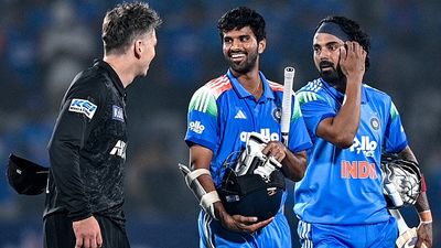 वाशिंगटन सुंदर दर्द में भी लगाते रहे दौड़, केएल राहुल को भनक तक नहीं लगी, टीम इंडिया की जीत के बाद बल्लेबाज का खुलासा SportsTak Hindi