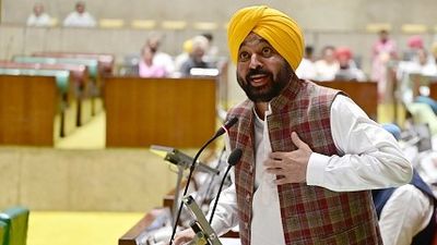 गांव-गांव ज्ञान की रोशनी: पंजाब की लाइब्रेरी क्रांति SportsTak Hindi