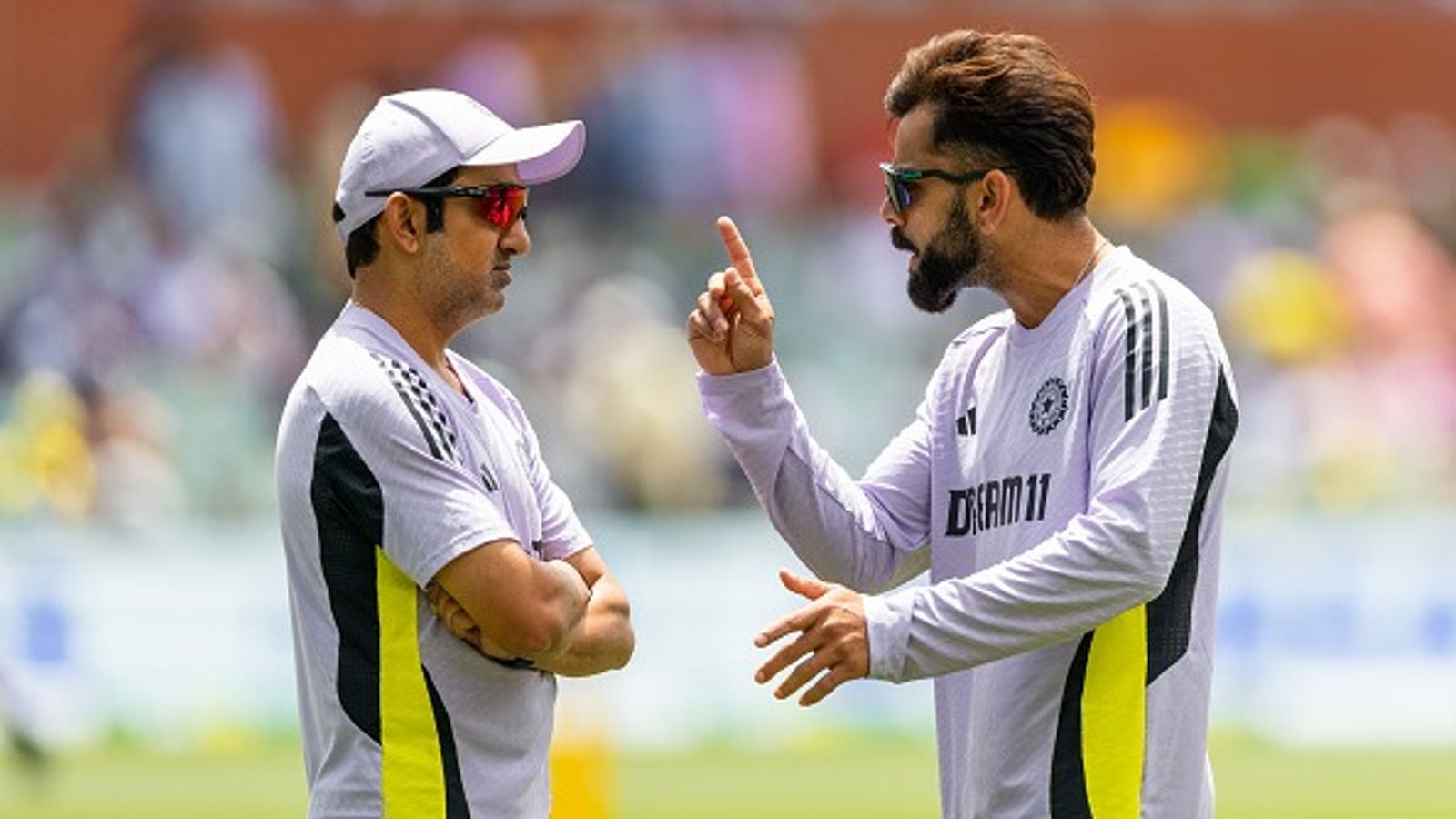 विराट कोहली और गौतम गंभीर क्या एक-दूसरे से बात नहीं करते? भारतीय कोच ने तोड़ी चुप्पी, रोहित शर्मा को लेकर भी दिया बड़ा बयान विराट कोहली और गौतम गंभीर क्या एक-दूसरे से बात नहीं करते? भारतीय कोच ने तोड़ी चुप्पी, रोहित शर्मा को लेकर भी दिया बड़ा बयान