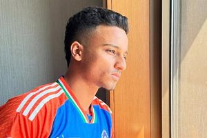 IND vs NZ: वाशिंगटन सुंदर के बाहर होने के बाद आयुष बडोनी को पहली बार भारतीय टीम में क्यों चुना गया? कोच ने बताई वजह SportsTak Hindi