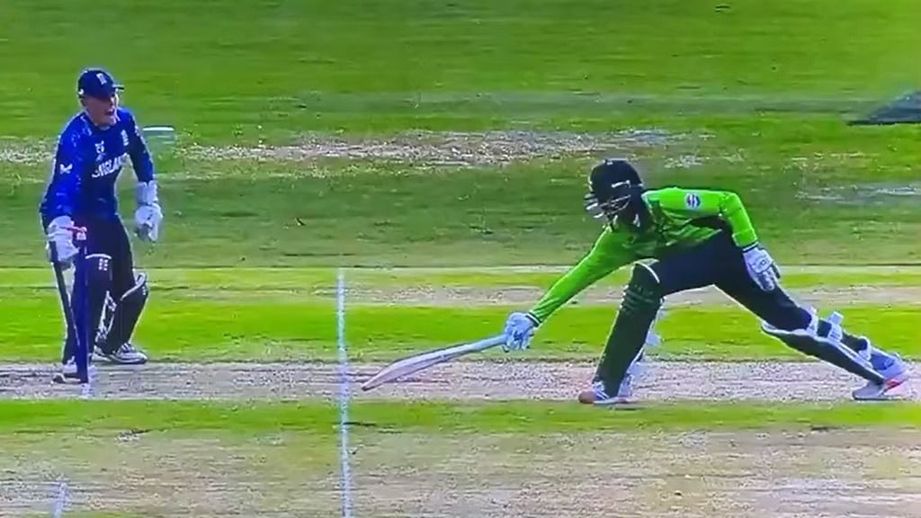 Ali Raza bizarre run-out