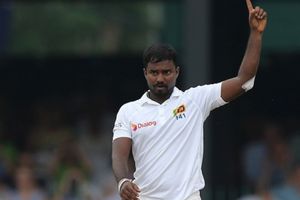 श्रीलंकाई बॉलर ने 1000 फर्स्ट क्लास विकेट लेकर रचा इतिहास, 6 साल पहले खेला आखिरी इंटरनेशनल मैच SportsTak Hindi