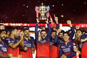 बड़ी खबर: इन 18 वेन्यू पर खेले जा सकते हैं IPL 2026 के मुकाबले, बेंगलुरु और जयपुर भी शामिल, रिपोर्ट में खुलासा SportsTak Hindi