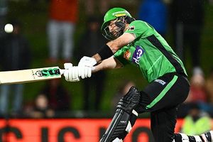 6 गेंद 26 रन के रोचक मुकाबले में सिर्फ तीन रन से हारी मैक्सवेल की टीम, होबार्ट ने जीता नॉकआउट मैच SportsTak Hindi