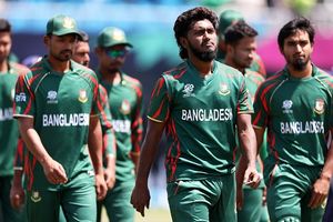 बड़ी खबर: बांग्लादेशी खिलाड़ियों से मिलेंगे खेल सलाहकार आसिफ नजरूल, दोपहर में होगी मीटिंग, जल्द आ सकता है फैसला SportsTak Hindi