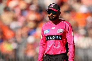 टी20 में टेस्ट क्रिकेट खेलने वाले बाबर आजम की BBL से विदाई, सिडनी सिक्सर्स ने किया रिलीज SportsTak Hindi